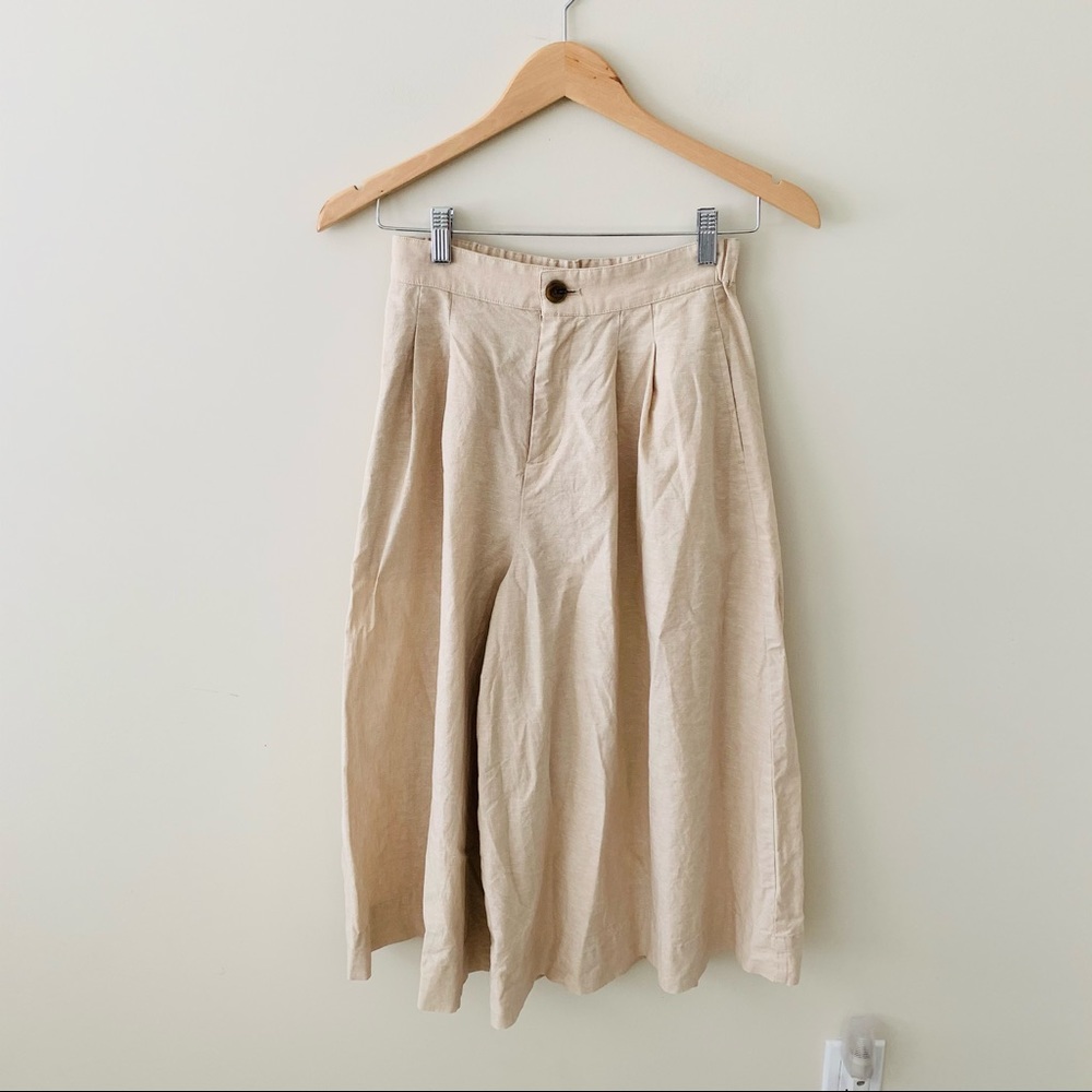 👚 3/$40 Uniqlo Linen Wide Cropped Pants